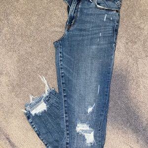 Abercrombie size 6 ripped jeans
